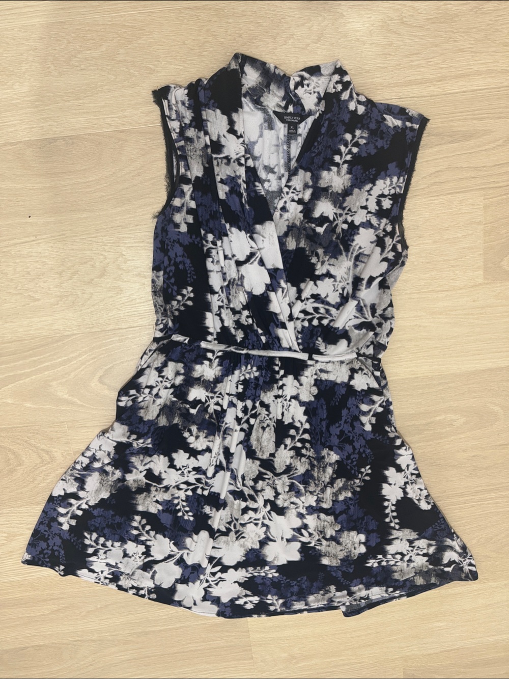 Simply Vera Vera Wang Navy & White Floral Midi Dress